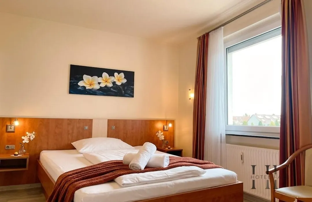 Hotel Falk-1