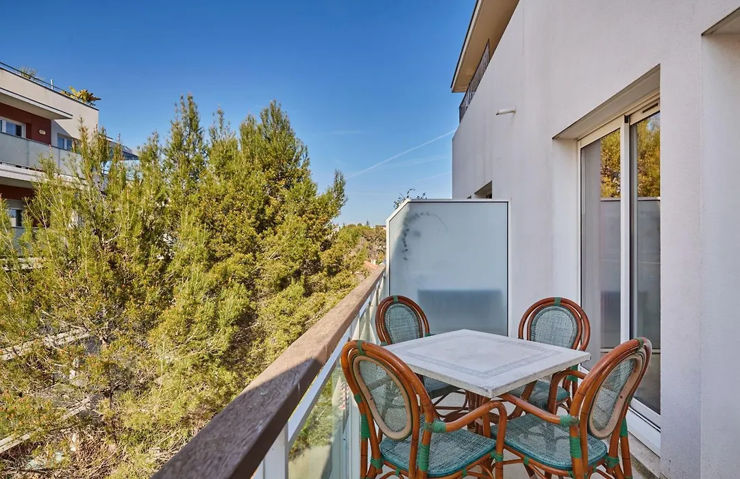 Appart'Hotel Odalys City - Antibes Olympe-1