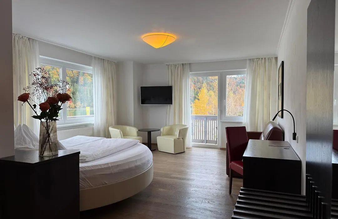 Seehotel Lilly-1