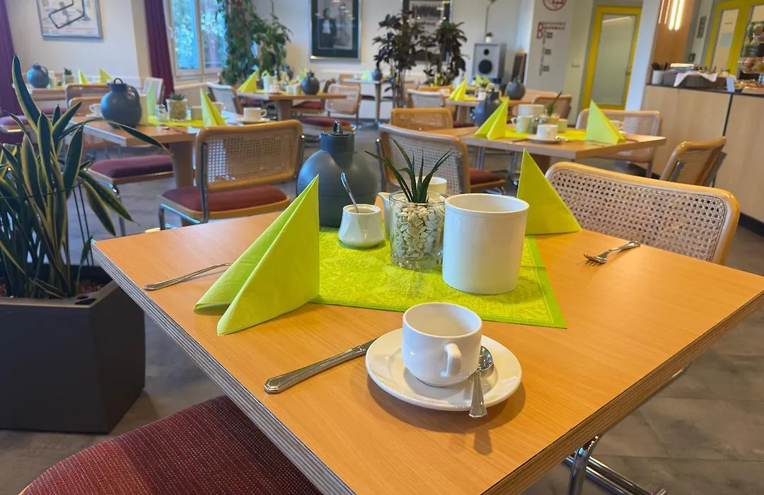 Hotel ISG Heidelberg-1