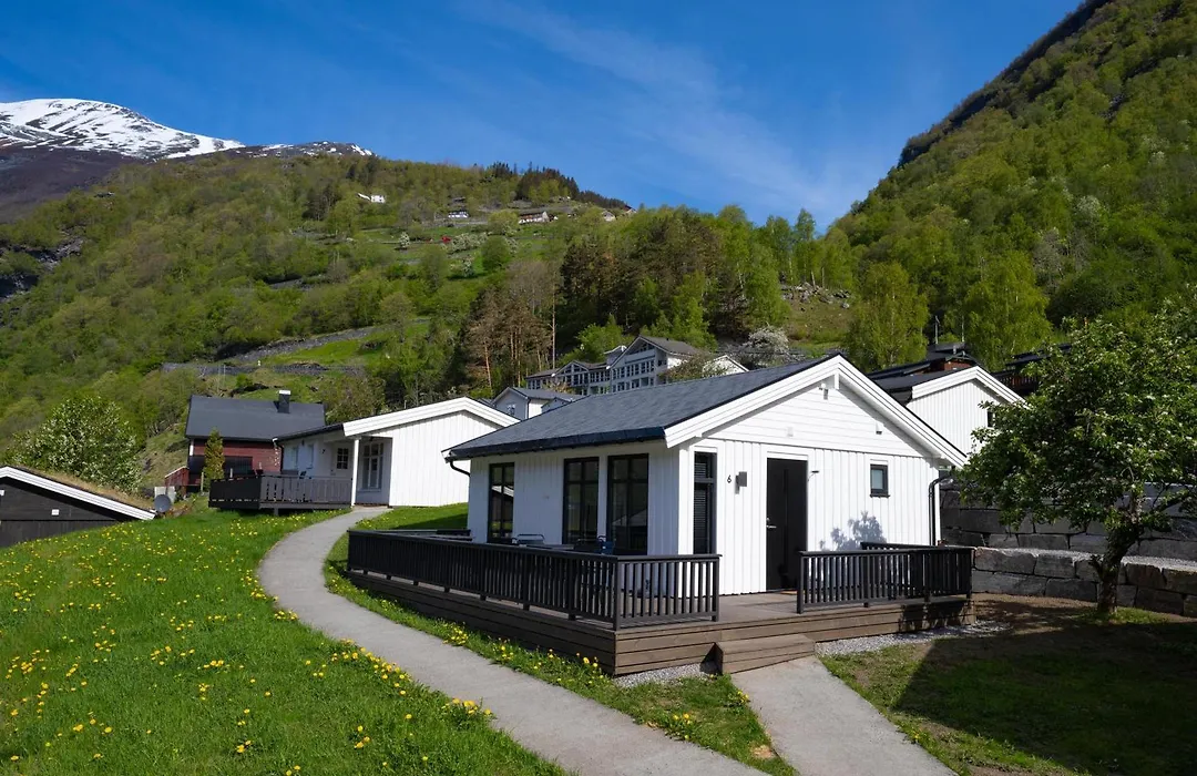 Geirangerfjorden Feriesenter-1
