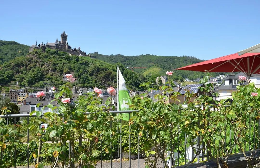 Flair Hotel am Rosenhügel - Garni-1