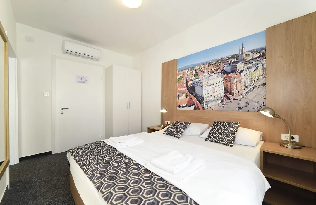 Hotel Orient Zagreb-1
