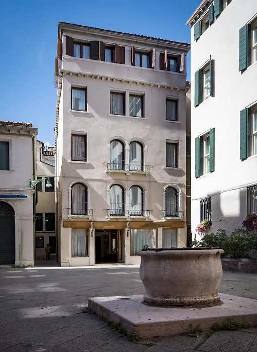 Hotel Anastasia-1