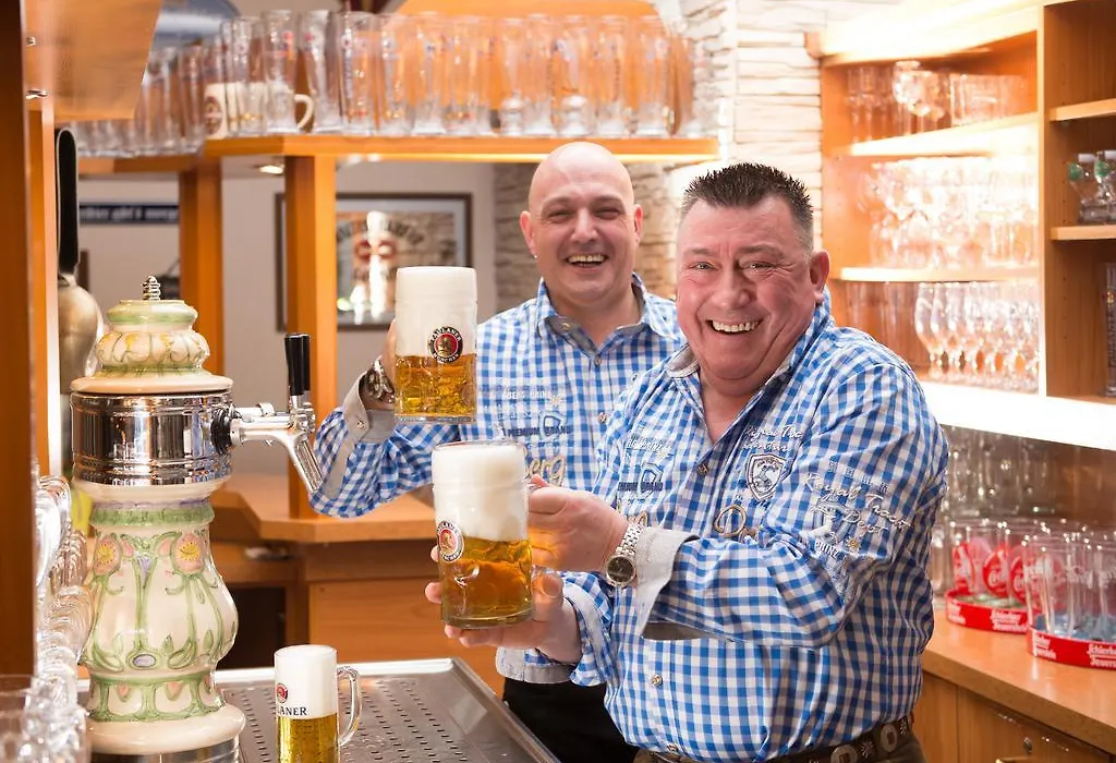 Hotel&Restaurant Waldcafe Hettstedt-1