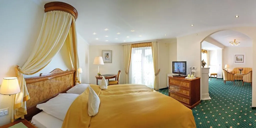 Hotel Sacher-Stoiber-1