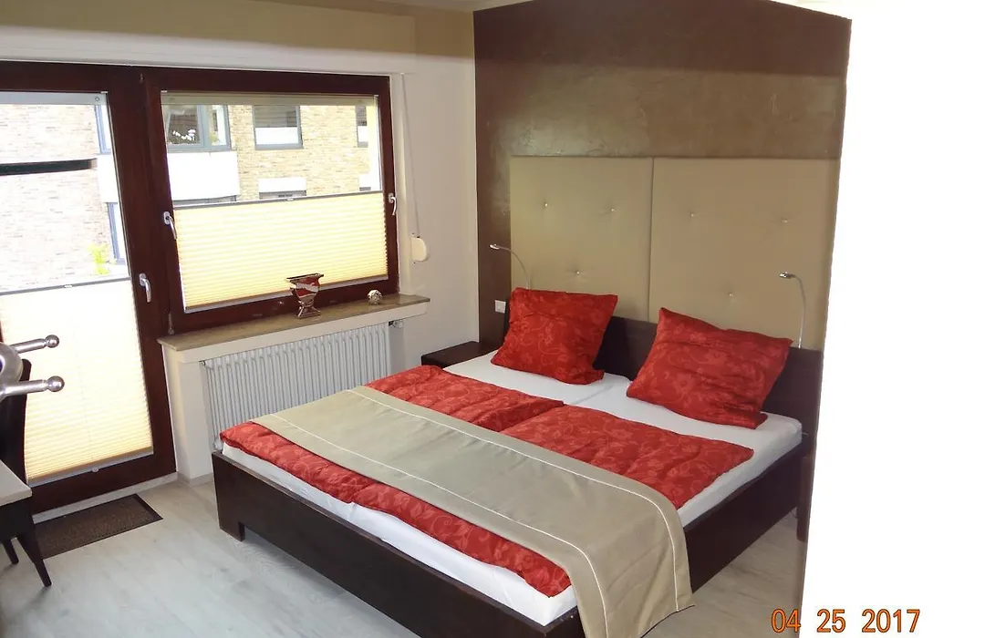 Hotel H4 Easy-1