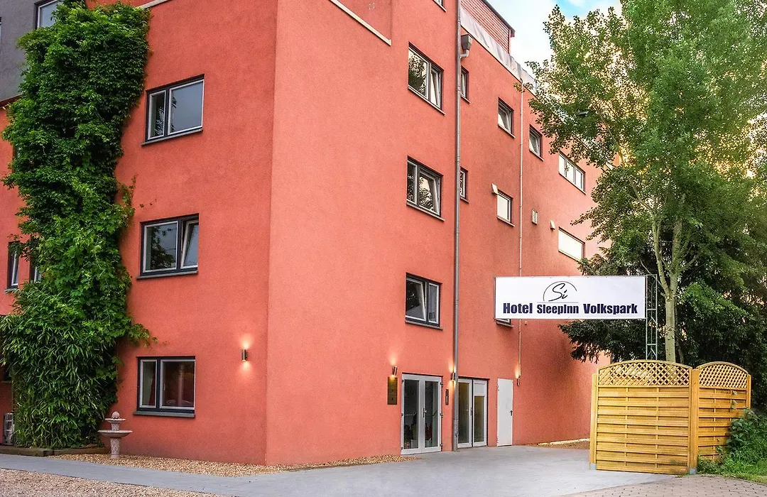 Hotel SleepInn Volkspark-1