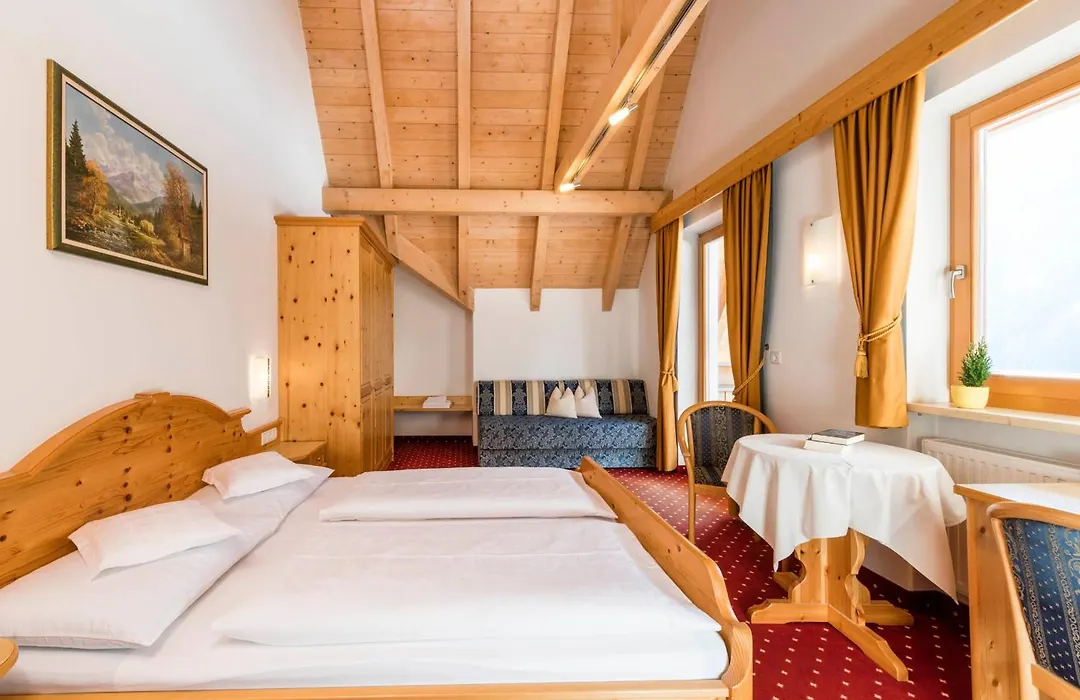 Hotel Alpenrose B&B Suites&Apartements-1