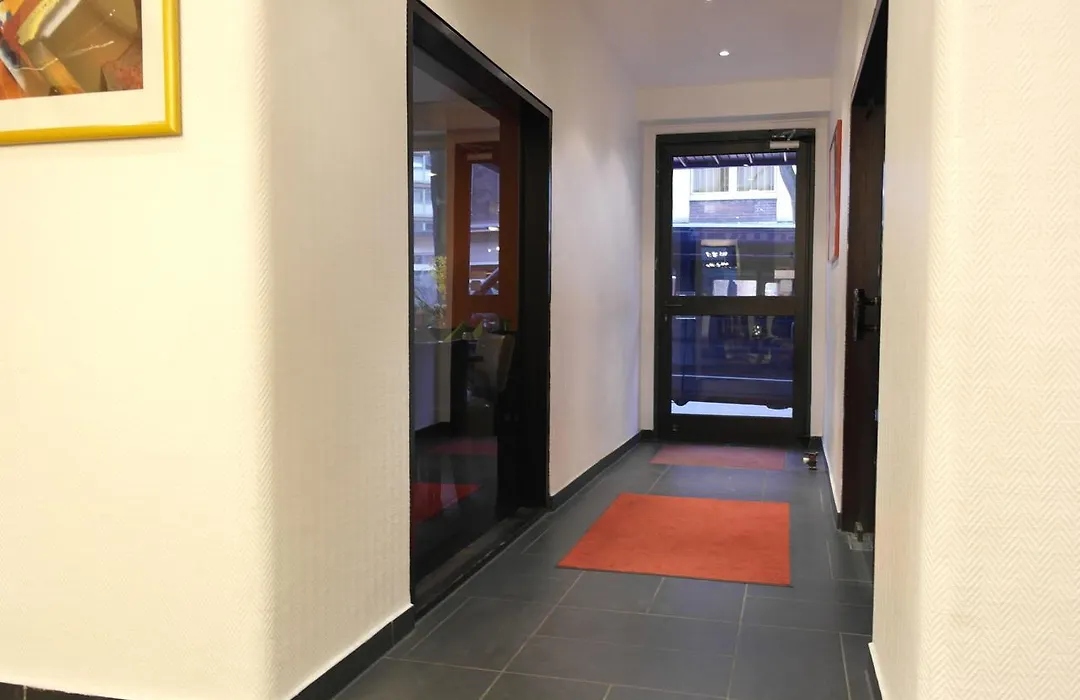 Central Hotel Duesseldorf-1