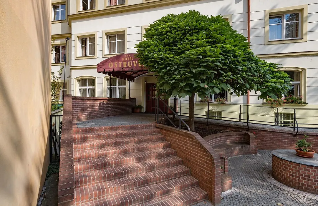 Hotel Ostruvek-1