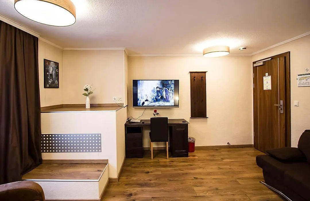 Hotel Garni Forum-1