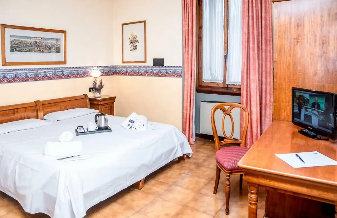 Ih Hotels Firenze Select-1