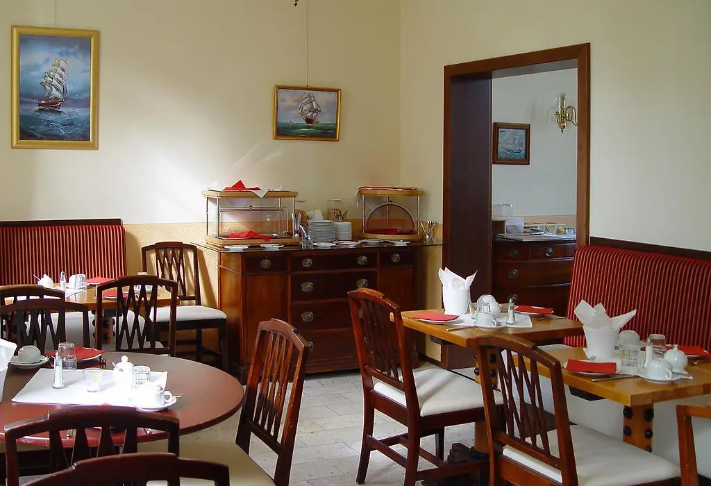 Hotel Altes Hafenhaus-1