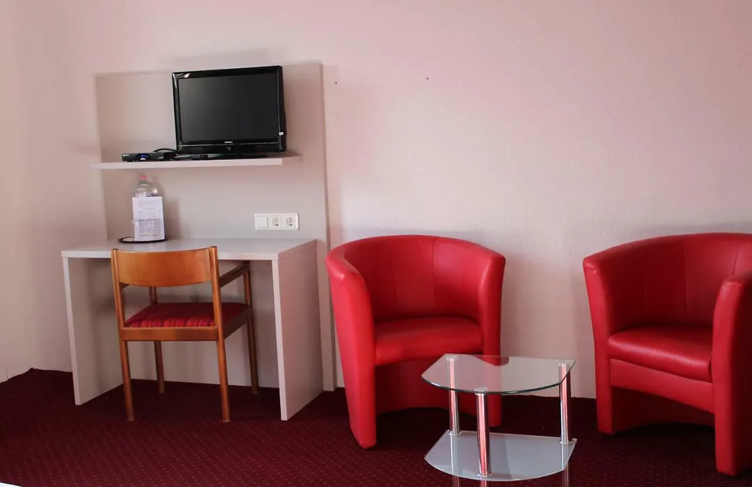Hotel-Pension Waldhaus-1