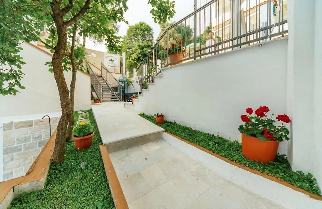 " Villa Kruna Lux "-1