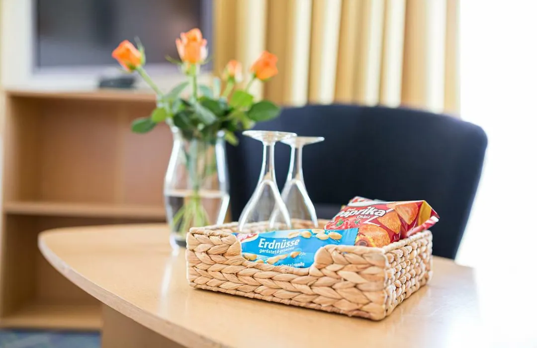 Europa Hotel Garni Free Parking-1