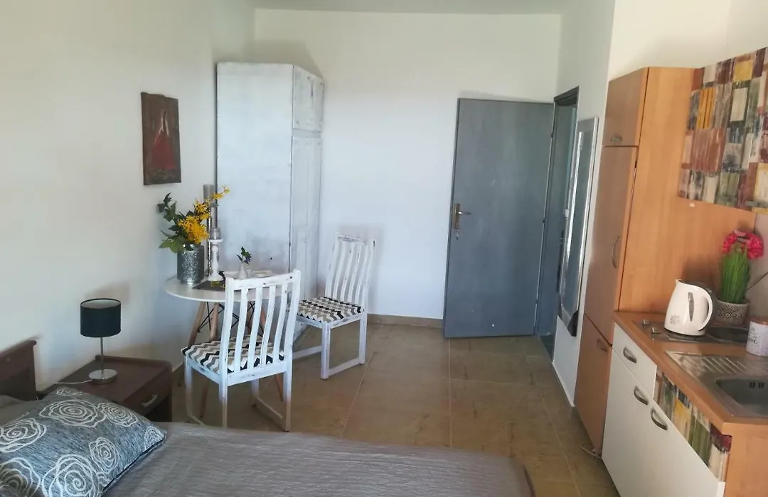 Guesthouse Porec-1