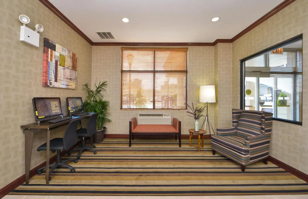 Holiday Inn Express Laguardia Airport, An Ihg Hotel-1
