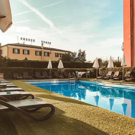 Hotel Benacus-3