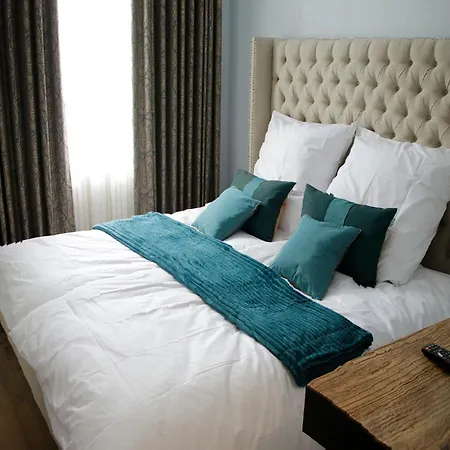 Z&B Hotel-2
