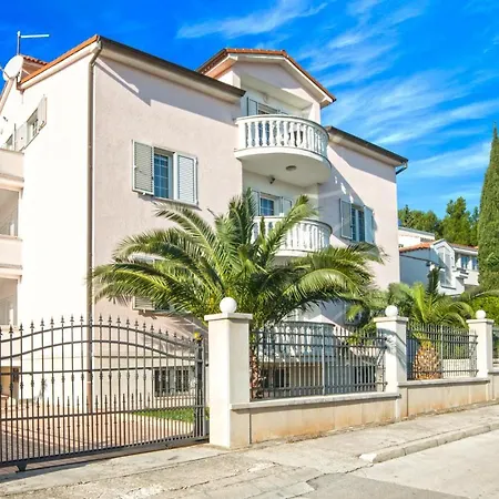 Apartments Ori-3