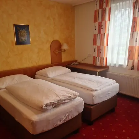 Hotel Wirt im Feld-2