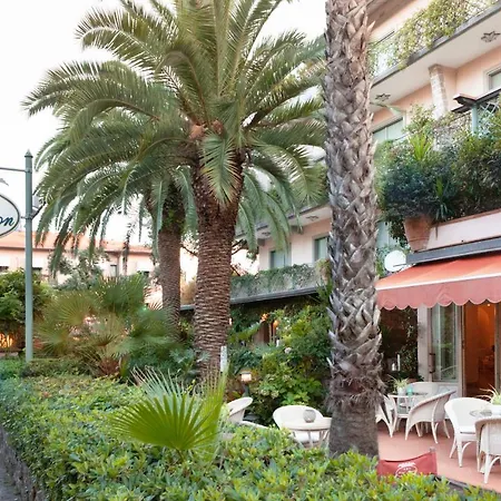 Hotel Mignon-2