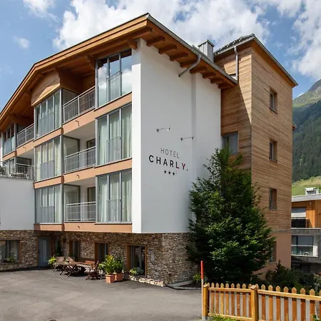 Hotel Charly-3
