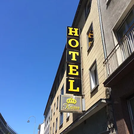 Kaiser Am Wiener Platz-2