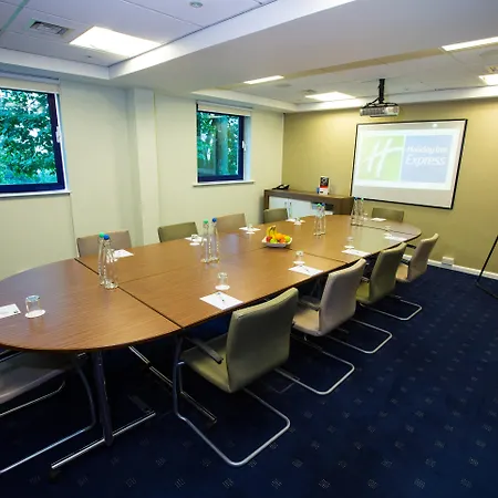 Holiday Inn Express London Stratford By Ihg-3