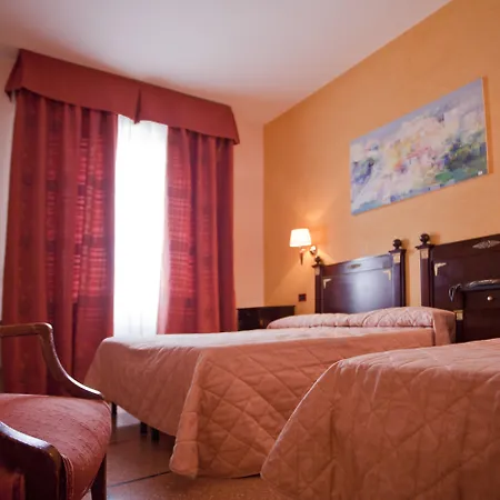 Hotel La Pace-3