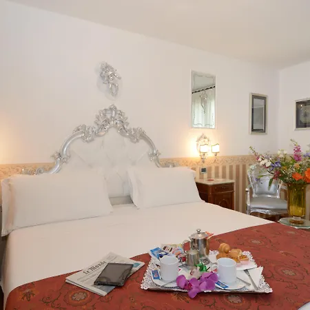 Unahotels Ala Venezia-Adults 16-2