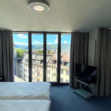 Royal Hotel Zurich-3