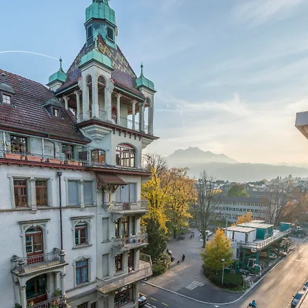 Hotel Alpina Luzern-3