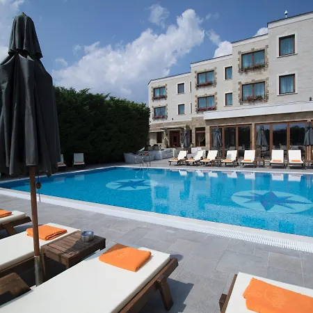 Marina Residence Boutique Hotel-2