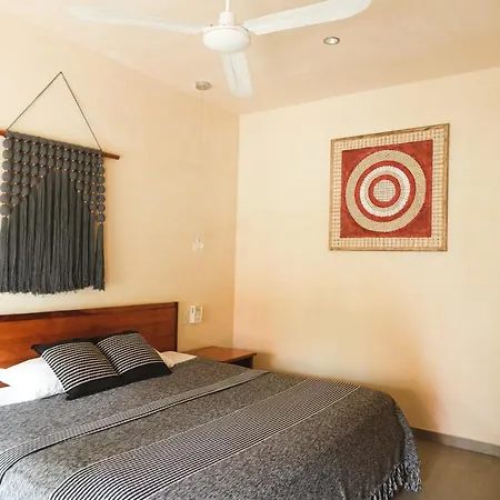 Hotel Uolis Nah-3