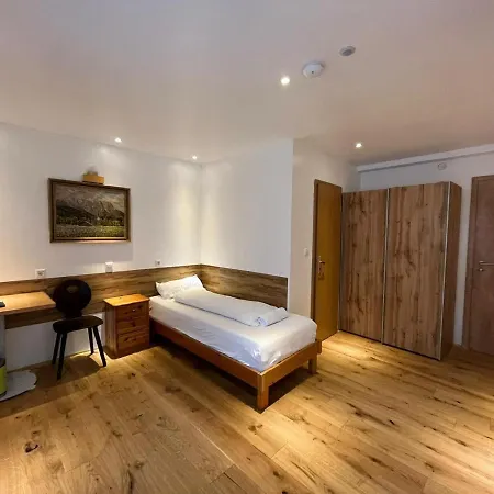 TU Ferienzimmer in Ulm Stadtmitte-3