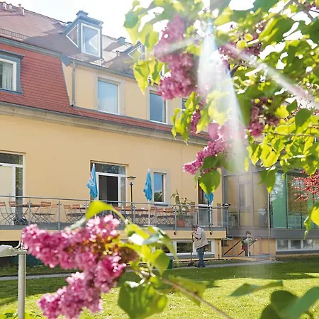Hotel Regenbogenhaus-3