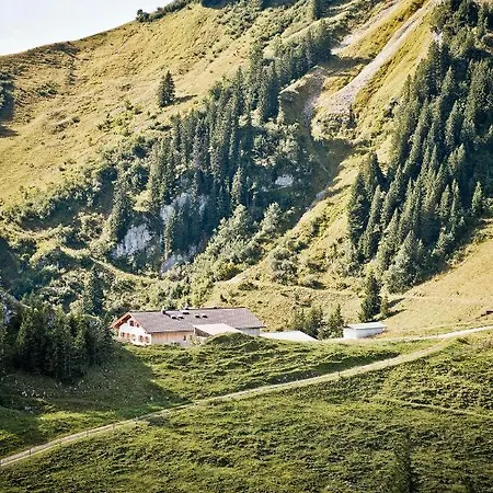 Berghotel Altes Wallberghaus-2
