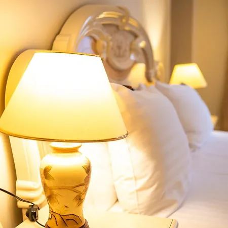George Hotel-2