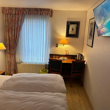 Hotel zur Post Dabringhausen-3