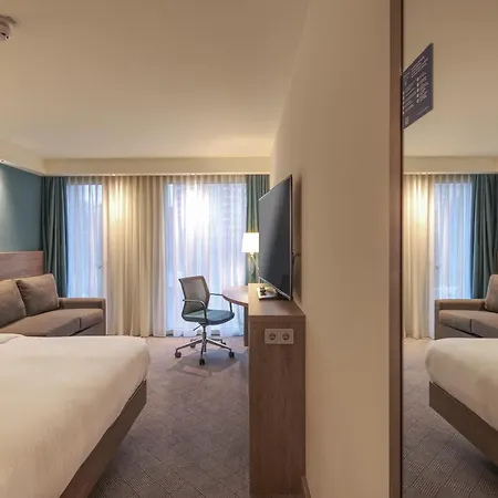 Hampton By Hilton Stuttgart City Centre-3
