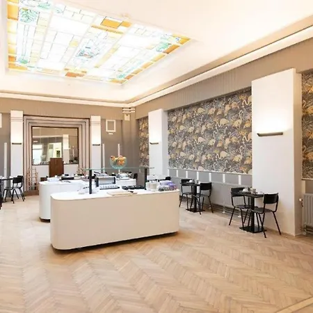 Hotel Louisa-3