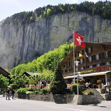 Hotel Schützen Lauterbrunnen-3