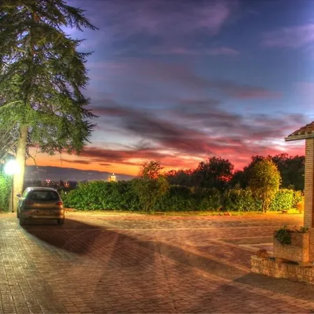 Assisi Garden-2