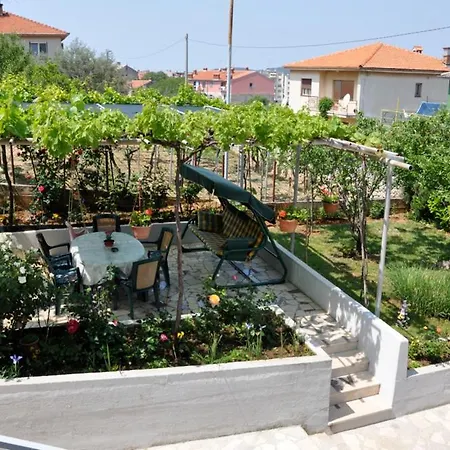 Apartment Bilic-2