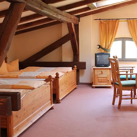 Landhotel Zur Scheune-3