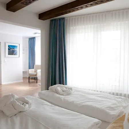 Frühstückshotel Seemannsbraut Amrum-3
