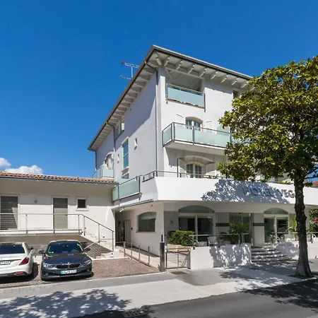 Hotel Vega-3